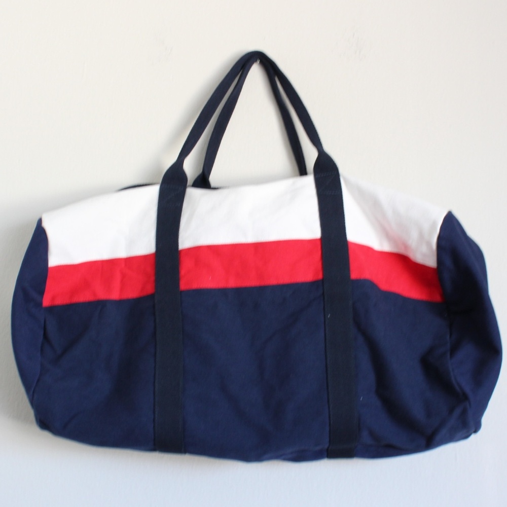 NWT Brandy Melville Striped Duffle Bag - Picture 1 of 4